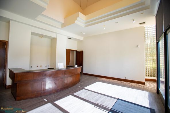 5800 Airport Road - Executive Offices